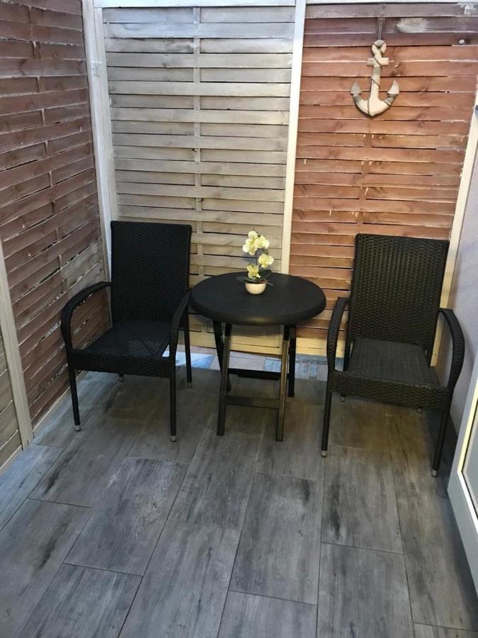 Studio Dama Blizina Amfiteatra I Bus Kolodvora ,Besplatan Privatni Parking,Self-Check- In Пула Екстер'єр фото